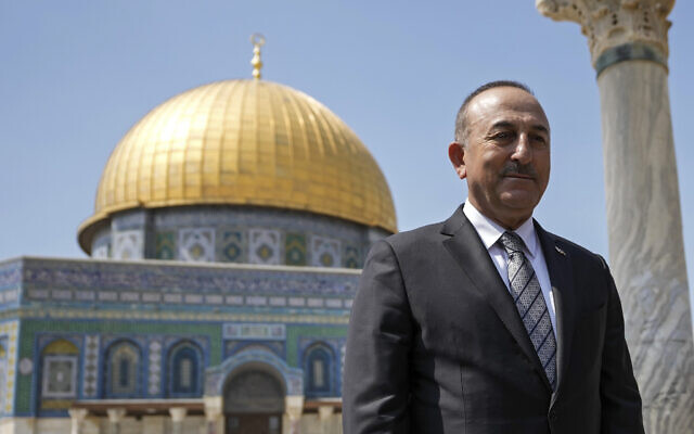 Turkish Foreign Minister Mevlut Cavusoglu visits the Al Aqsa Mosque compound on the Temple Mount in Jerusalem's Old City, Wednesday, May 25, 2022. (AP Photo/ Mahmoud Illean)