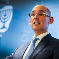 Governor of the Bank of Israel Amir Yaron speaks during a press conference in Jerusalem, on April 11, 2022. (Flash90)