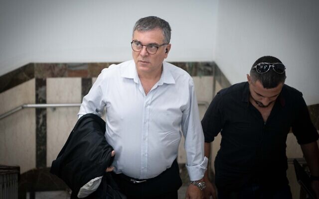 Shlomo Filber, former director-general of the Communications Ministry, arrives at the Jerusalem District Court for a hearing former prime minister Benjamin Netanyahu's corruption trial, May 25, 2022. (Arie Leib Abrams/Flash90)
