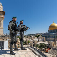 Israeli Border Police officers stand guard near the Temple Mount in Jerusalem's Old City, on May 25, 2022. (Yossi Aloni/Flash90)
