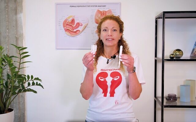 Gals Bio CEO and founder Hilla Shaviv with her Tulipon device. (Courtesy)