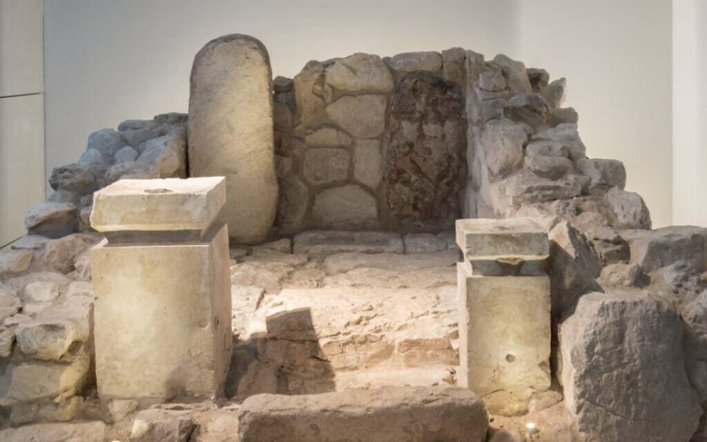 Altars from a circa 3rd-century BCE Jewish place of worship in Tel Arad containing burned cannabis and frankincense residue. (Israel Museum)