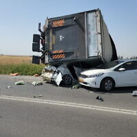 The scene of a deadly crash near Kiryat Malachi on May 3, 2022. (Courtesy)