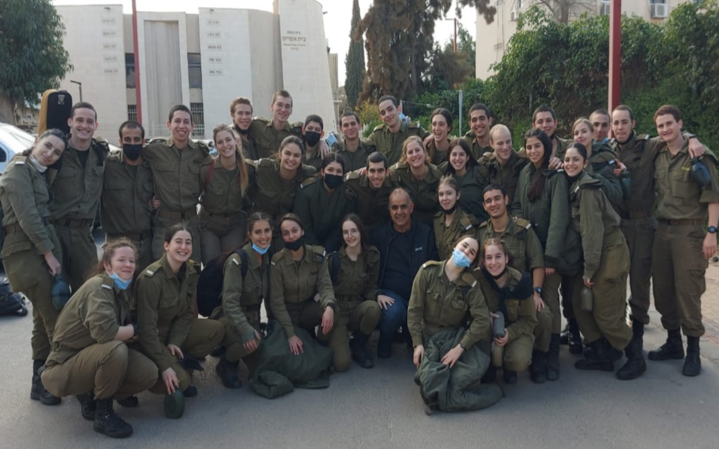 IDF soldiers in need receive civilian help - Sponsored Content - Vimarsana News