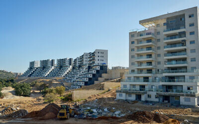 Construction of new residential buildings in the northern Israeli city of Harish, on January 15, 2019. (Flash90)