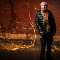 British theater and film director, playwright and actor Peter Brook poses during a photo session at the Bouffes du Nord theatre in Paris, February 27, 2018. (Lionel BONAVENTURE / AFP)