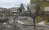 A school destroyed in a rocket attack outside of Kramatorsk in Donetsk region, on July 25, 2022. (BULENT KILIC / AFP)