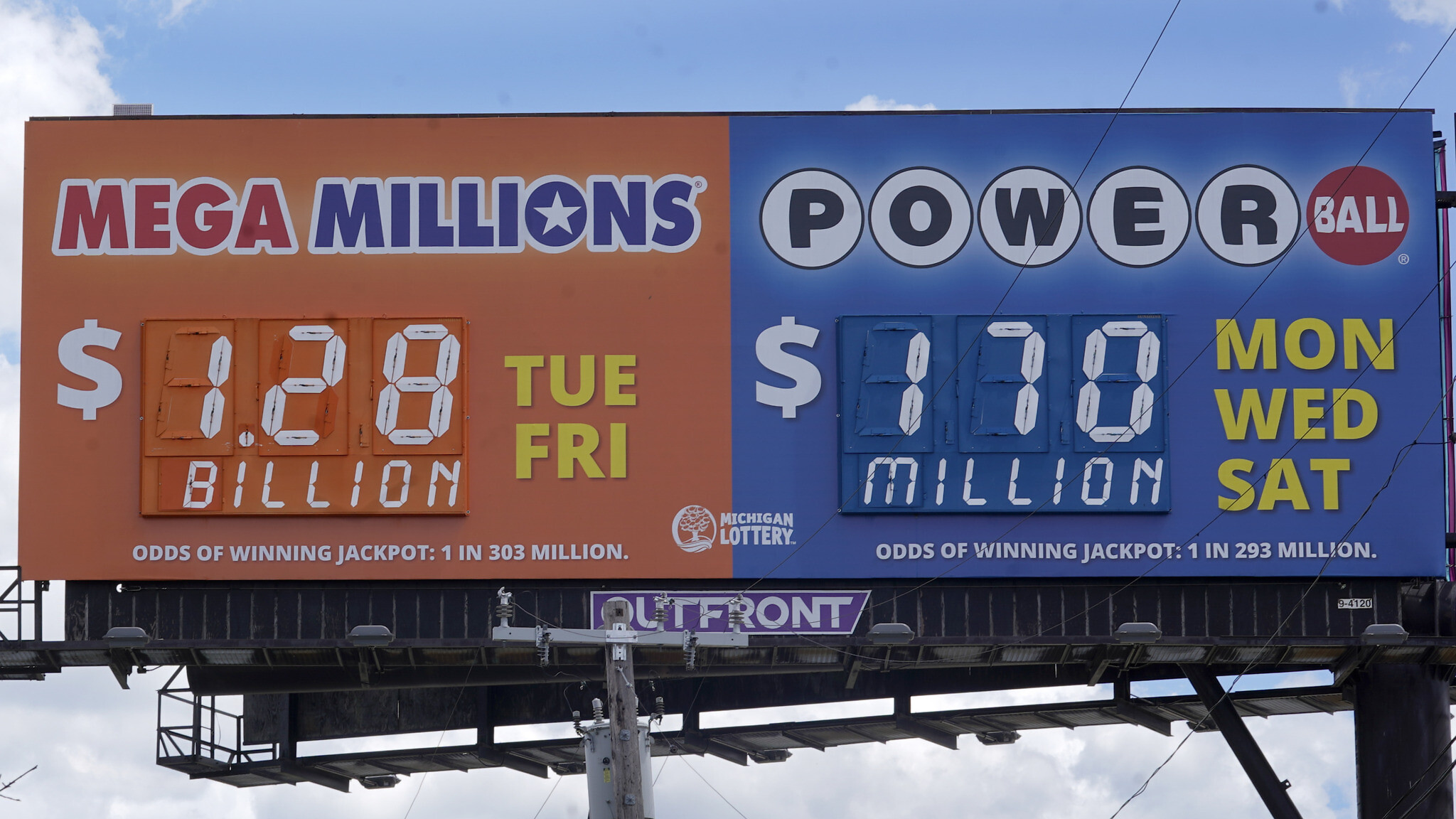 Illinois Lottery Players Win Big In Powerball Draw