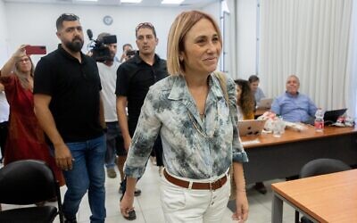 Hadas Klein arrives in court to give testimony in the trial against former Israeli prime minister Benjamin Netanyahu, at the District Court in Jerusalem on July 11, 2022. (Yonatan Sindel/Flash90)