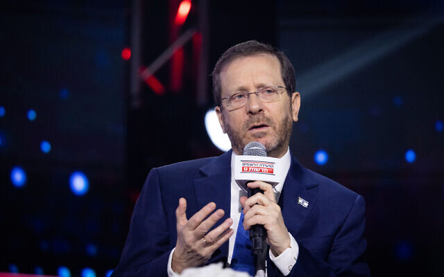 Israeli President Isaac Herzog at a conference organized by Channel 13 in Jerusalem, July 26, 2022. (Yonatan Sindel/Flash90)