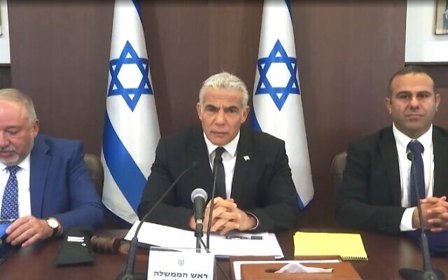 Prime Minister Yair Lapid heads a cabinet meeting at the Prime Minister's Office in Jerusalem, on July 17, 2022. (video screenshot)