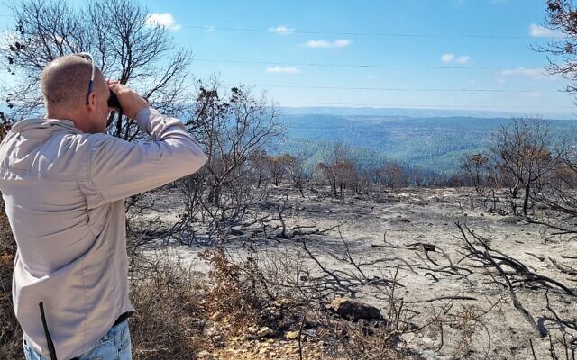 An Israel Nature and Parks Authority ranger at work in Israel. (Yaniv Cohen, INPA)