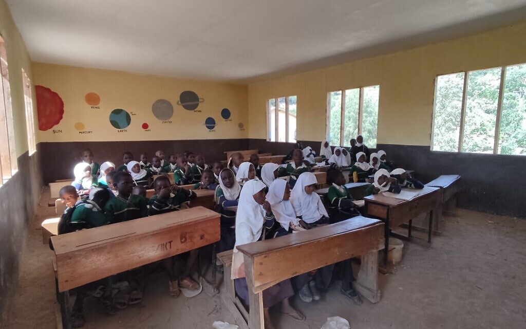 Students in renovated classroom in school in Malindi, Tanzania, May 2022. (Courtesy of Afrikan)