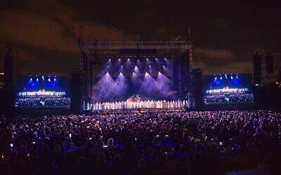 A past performance of The New Israeli Opera at Tel Aviv's Ganei Yehoshua; this year's free production will be 'Carmen' on August 18, 2022 (Courtesy Yossi Zveker)