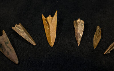 Ancient arrowheads seized during the search of a home in Afula, July 7, 2022. (Yoli Schwartz/IAA)