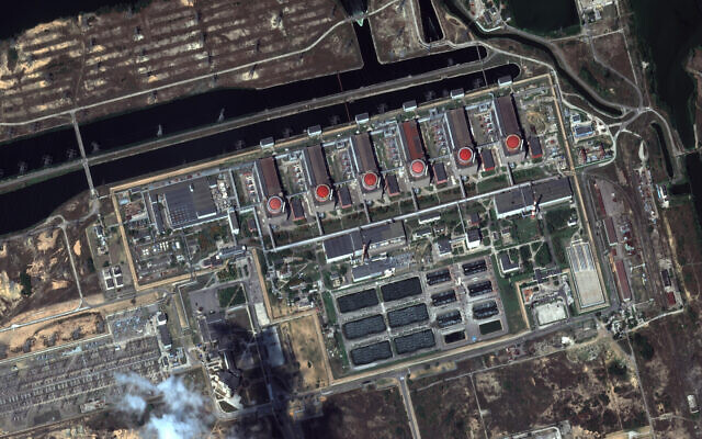 This satellite image provided by Maxar Technologies shows the Zaporizhzhia nuclear plant in Russian-occupied Ukraine, August 19, 2022. (Satellite image ©2022 Maxar Technologies via AP)