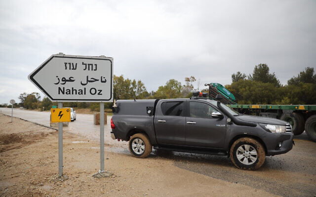 Illustrative -- A vehicle blocks road near Nahal Oz in southern Israel on March 25, 2019 (Hadas Parush/Flash90)
