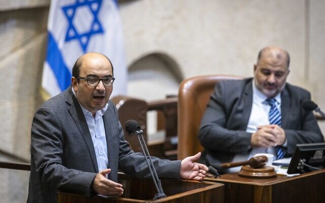 Joint List MK Sami Abou Shahadeh speaks in the Knesset plenum during a vote on the state budget, November 2, 2021. (Olivier Fitoussi/Flash90)
