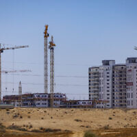 A view of a construction site for new apartment buildings in the southern city of Beersheba on July 28, 2022. (Nati Shohat/Flash90)