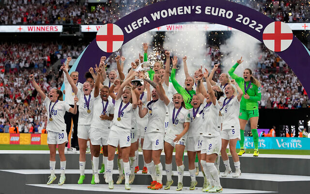 England after winning the Women's Euro 2022 final soccer match between England and Germany at Wembley stadium in London, July 31, 2022. England won 2-1. (AP Photo/Alessandra Tarantino)