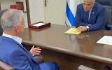 Mossad chief David Barnea meets Prime Minister Yair Lapid in Jerusalem, August 25, 2022. (PMO)