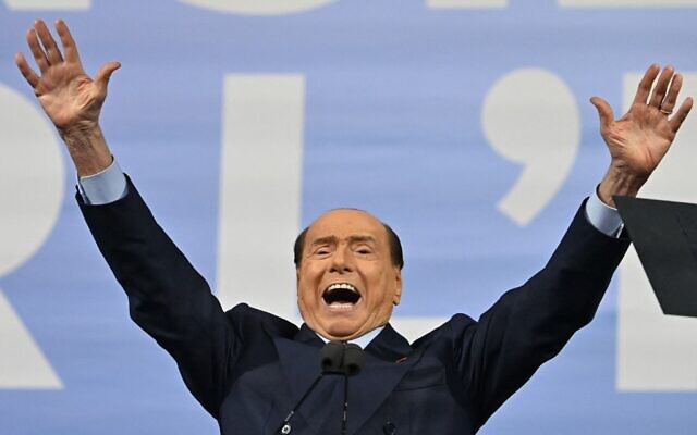Forza Italia leader Silvio Berlusconi, who died on June 12, 2023, speaks on stage on September 22, 2022 during a joint rally of Italy’s right-wing parties Brothers of Italy (Fratelli d’Italia, FdI), the League (Lega) and Forza Italia at Piazza del Popolo in Rome, ahead of the September 25 general election. (Alberto PIZZOLI / AFP)