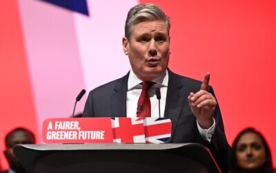 Britain's main opposition Labour Party leader Keir Starmer delivers his keynote address to delegates, at the annual Labour Party conference, in Liverpool, north west England, on September 27, 2022. (Oli SCARFF / AFP)