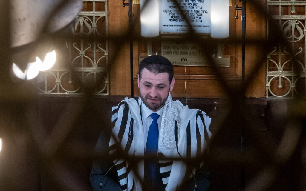 Zsolt Balla, State Rabbi of Saxony, speaks in the synagogue, June 2021. (Hendrik Schmidt/picture alliance via Getty Images/ via JTA)
