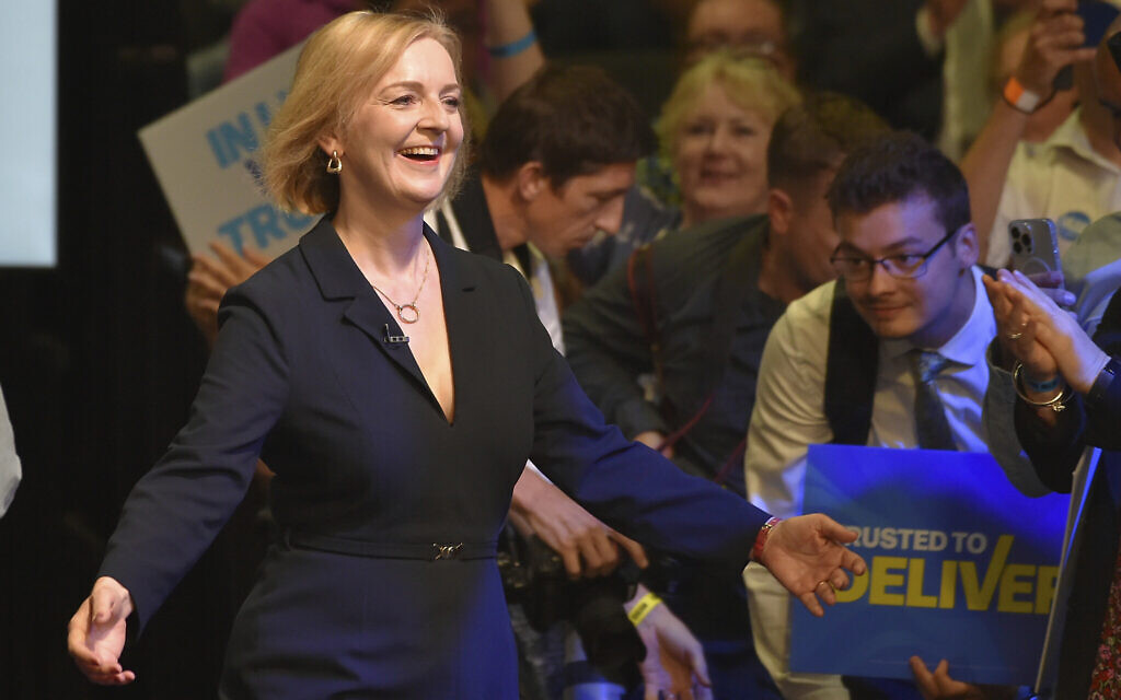 Liz Truss meets supporters at a Conservative Party leadership election hustings at the NEC, Birmingham, England, August 23, 2022. (AP Photo/Rui Vieira)