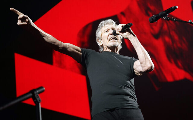 Roger Waters performs at the United Center in Chicago, July 26, 2022. (Rob Grabowski/Invision/AP, File)