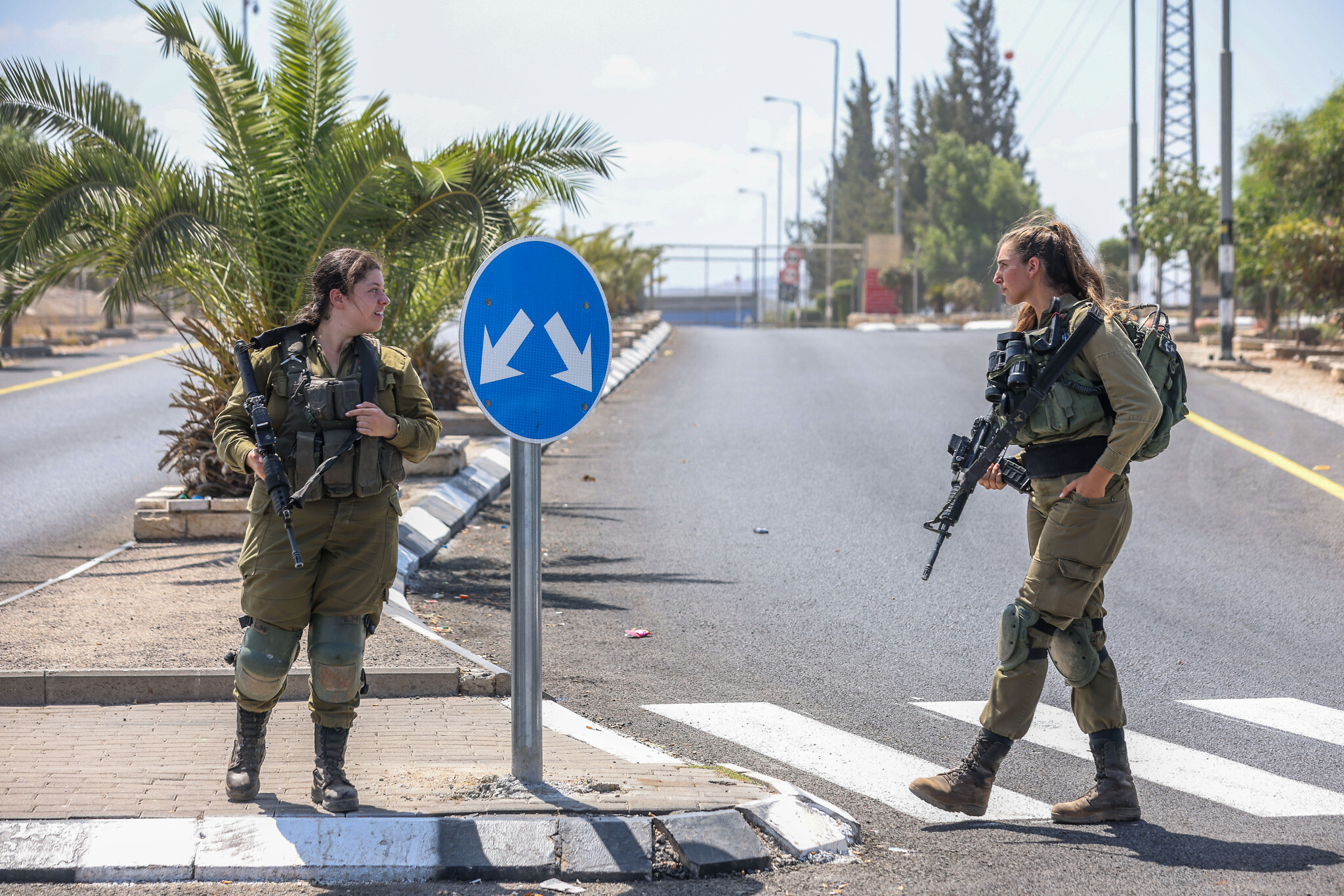 Как отреагировали родственники террористов. Израильские военные на Украине. Военная операция. Израильские девушки военные.