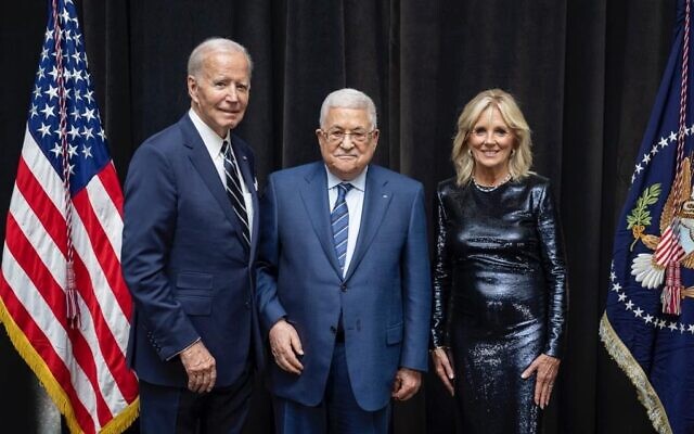 US President Joe Biden, Palestinian Authority President Mahmoud Abbas and First Lady Jill Biden pose for a photo after meeting on the sidelines of the UN General Assembly in New York on September 22, 2022. (Wafa)