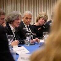 Prime Minister Yair Lapid (C) meets with leaders from the Jewish Federations of North America and the Conference of Presidents of Major American Jewish Organizations in New York on September 21, 2022. (Avi Ohayun/GPO)