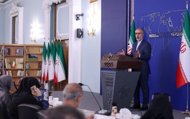 Iran's Foreign Ministry spokesman Nasser Kanani speaks during a press conference in the capital Tehran on October 3, 2022. (ATTA KENARE / AFP)