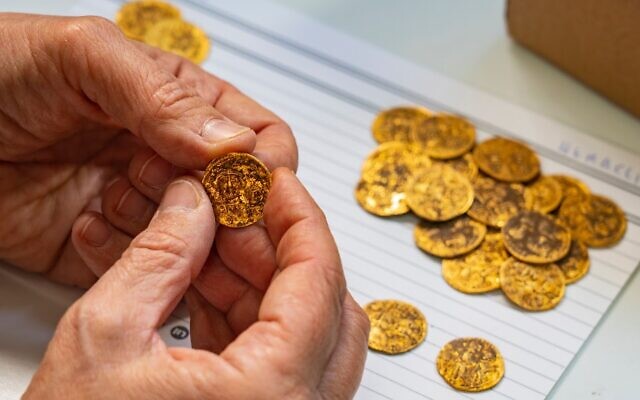 Byzantine Emperor Heraclius on a gold coin he minted that was found among a hoard at the Banias archeological site. (Dafna Gazit/Antiquities Authority)