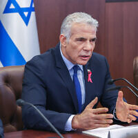Prime Minister Yair Lapid leads a cabinet meeting at the Prime Minister's Office in Jerusalem on October 02, 2022. (Amit Shabi/POOL)