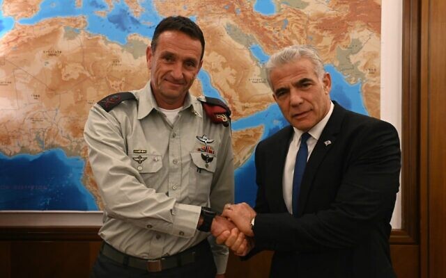 Incoming IDF chief of staff Maj. Gen Herzi Halevi (left) is seen with Prime Minister Yair Lapid, in an image published October 23, 2022. (Haim Zach/GPO)