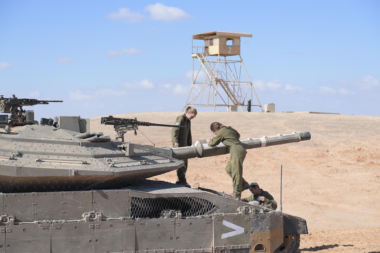 IDF to deploy all-female tank crews after two-year trial deemed a