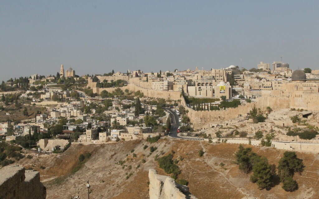 A view from the Mount of Olives ni Jerusalem. (Shmuel Bar-Am)