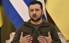 Ukraine's President Volodymyr Zelensky speaks during a joint news conference with Greece's president (not seen) following their meeting at the Mariinskiy palace in Kyiv on November 3, 2022, amid the Russian invasion of Ukraine. (Genya SAVILOV / AFP)