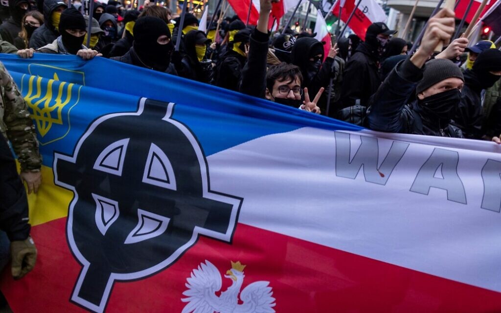 Skrajnie prawicowi Polacy w centrum uwagi parady z okazji Święta Niepodległości na Ukrainie