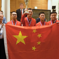 China's national chess team hold their trophy after winning the World Team Chess Championship in Jerusalem, November 25, 2022. (Twitter video screenshot: used in accordance with Clause 27a of the Copyright Law)