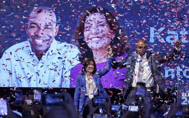 New York Gov. Kathy Hochul stands with Lt. Gov. Antonio Delgado during their election-night party in New York, November 8, 2022. (Mary Altaffer/AP)