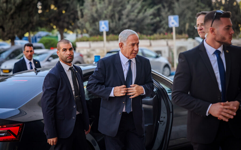 Likud leader Benjamin Netanyahu arrives coalition talks with his political allies, in Jerusalem, November 6, 2022. (Yonatan Sindel/Flash90)