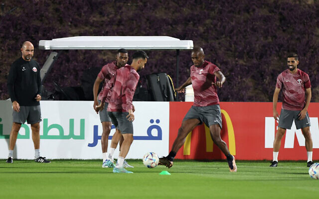 Qatar's Spanish coach Felix Sanchez leads a training session at the Aspire training site in Doha on November 19, 2022 on the eve of the Qatar 2022 World Cup football opening match between Qatar and Ecuador. (Karim Jaafar/AFP)