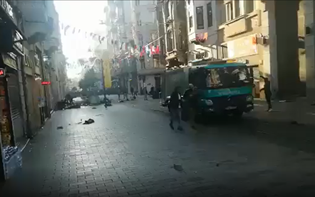 The scene of a suspected bombing in downtown Istanbul on November 13, 2022. (Screenshot used in accordance with Clause 27a of the Copyright Law)