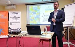 Mark Dovev speaks at a Nativ event in Ukraine on October 10, 2021. (Nativ)
