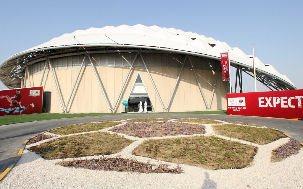 A showcase stadium photographed during the FIFA Inspection Visit for the Qatar 2022 World Cup Bid, in Doha, Qatar, SeptEMBER 14 2010. (AP Osama Faisal)