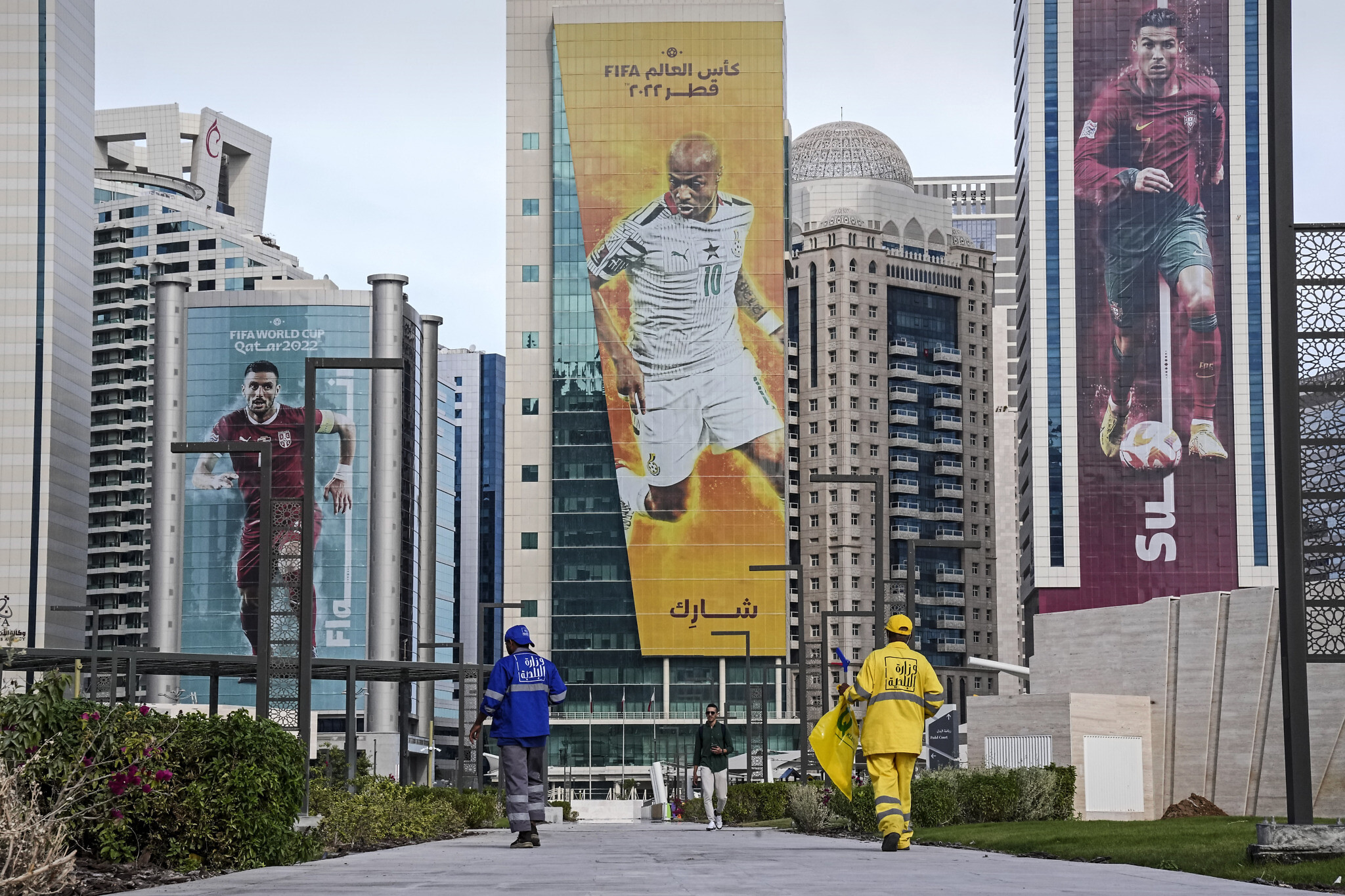 Cash is Emir: Qatar's Controversial World Cup –