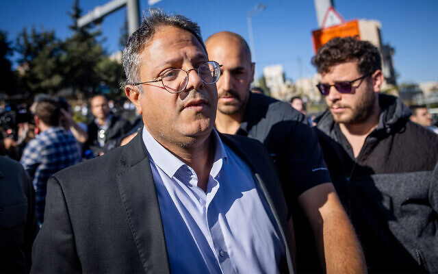 Head of the Otzma Yehudit party Itamar Ben Gvir at the scene of a suspected terror attack near the entrance to Jerusalem, on November 23, 2022. (Yonatan Sindel/Flash90)